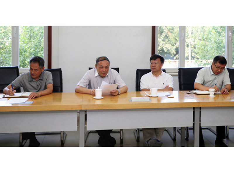 国家自然科学基金委主任杨卫院士出席科学